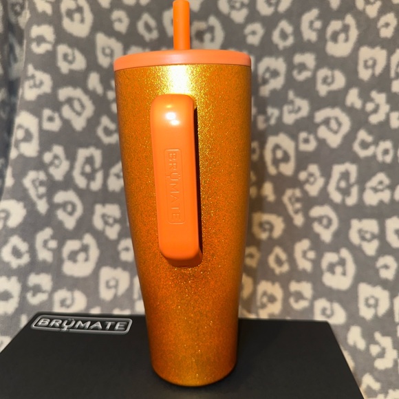 BrüMate 40oz Era Tumbler in Showtime Limited Edition 😍😍 New & Never Used 😍😍 - Picture 10 of 17